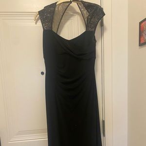 Beautiful Ralph Lauren evening collectionsize 12 black with beaded sleeves